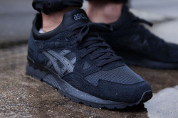 Asics-03